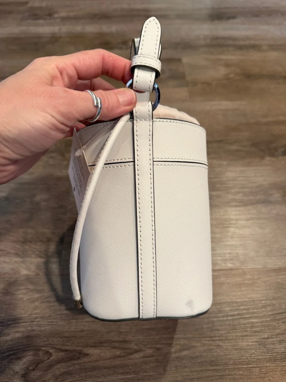 NWT Kate Spade Cameron Small Bucket Bag White 6734